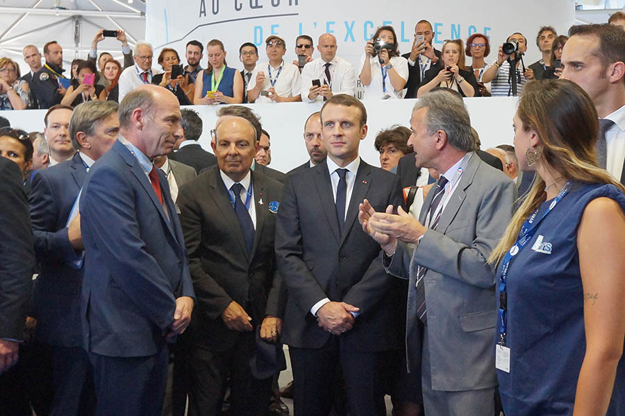 Paris Air Show: Emmanuel Macron visits Finaero’s stand